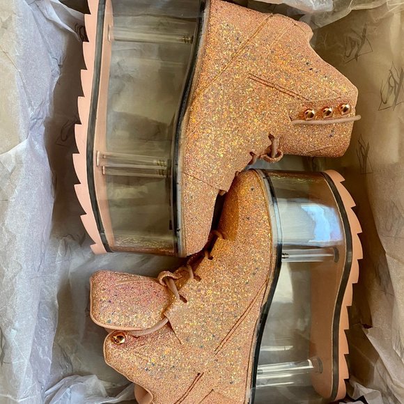 Sparkly YRU sneakers w clear fillable platforms! - Picture 4 of 4